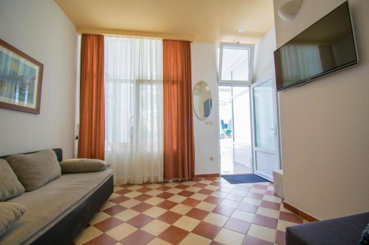 Villa Kameni Dvori Baška Voda Εξωτερικό φωτογραφία
